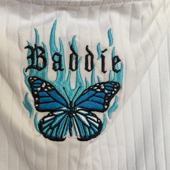 Relisted Rue21 top embroidered baddie butterfly white ribbed top casual summer - Picture 11 of 12